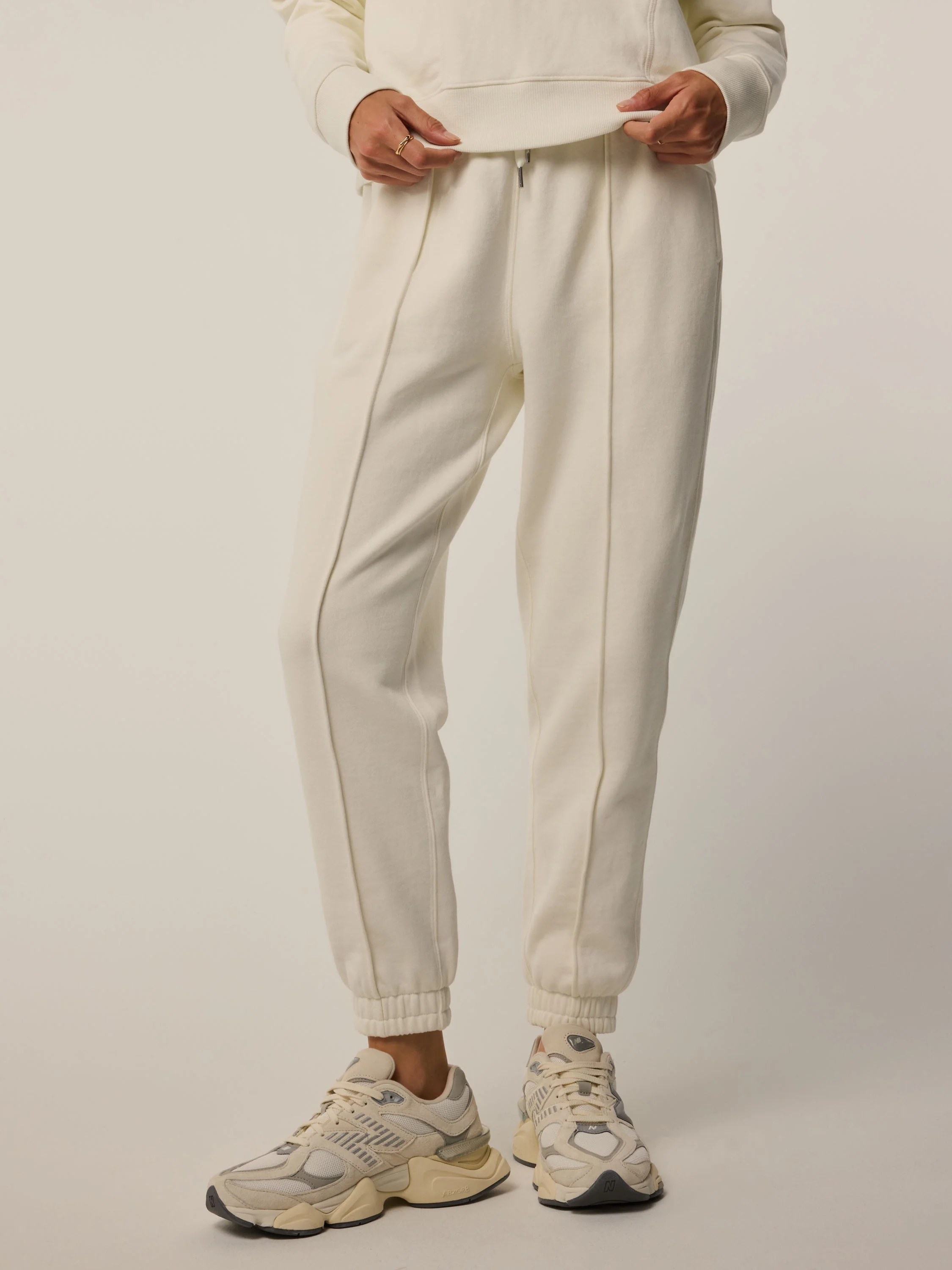 Aspen Jogger - Image 3