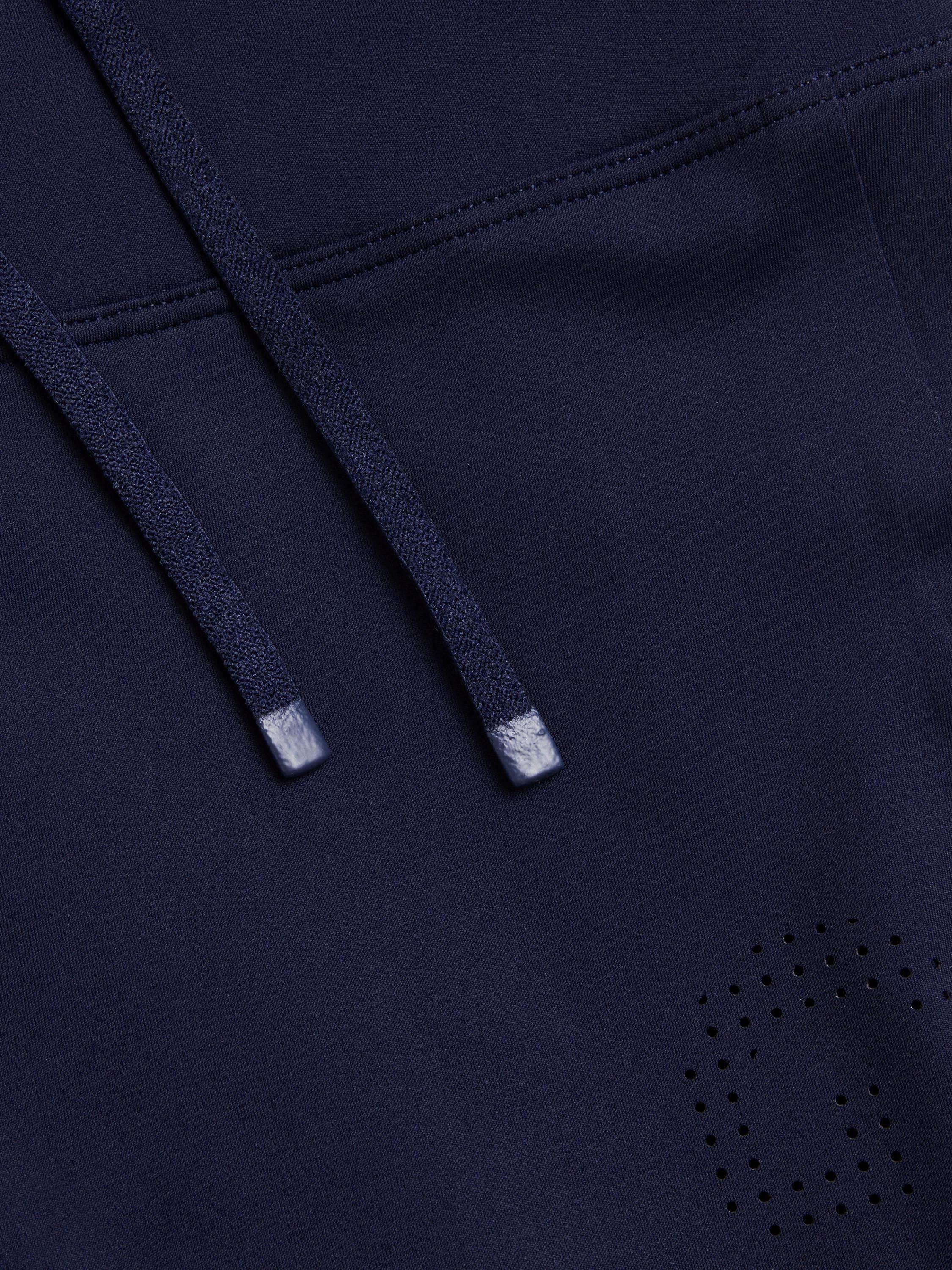 Knight Tight - Image 4