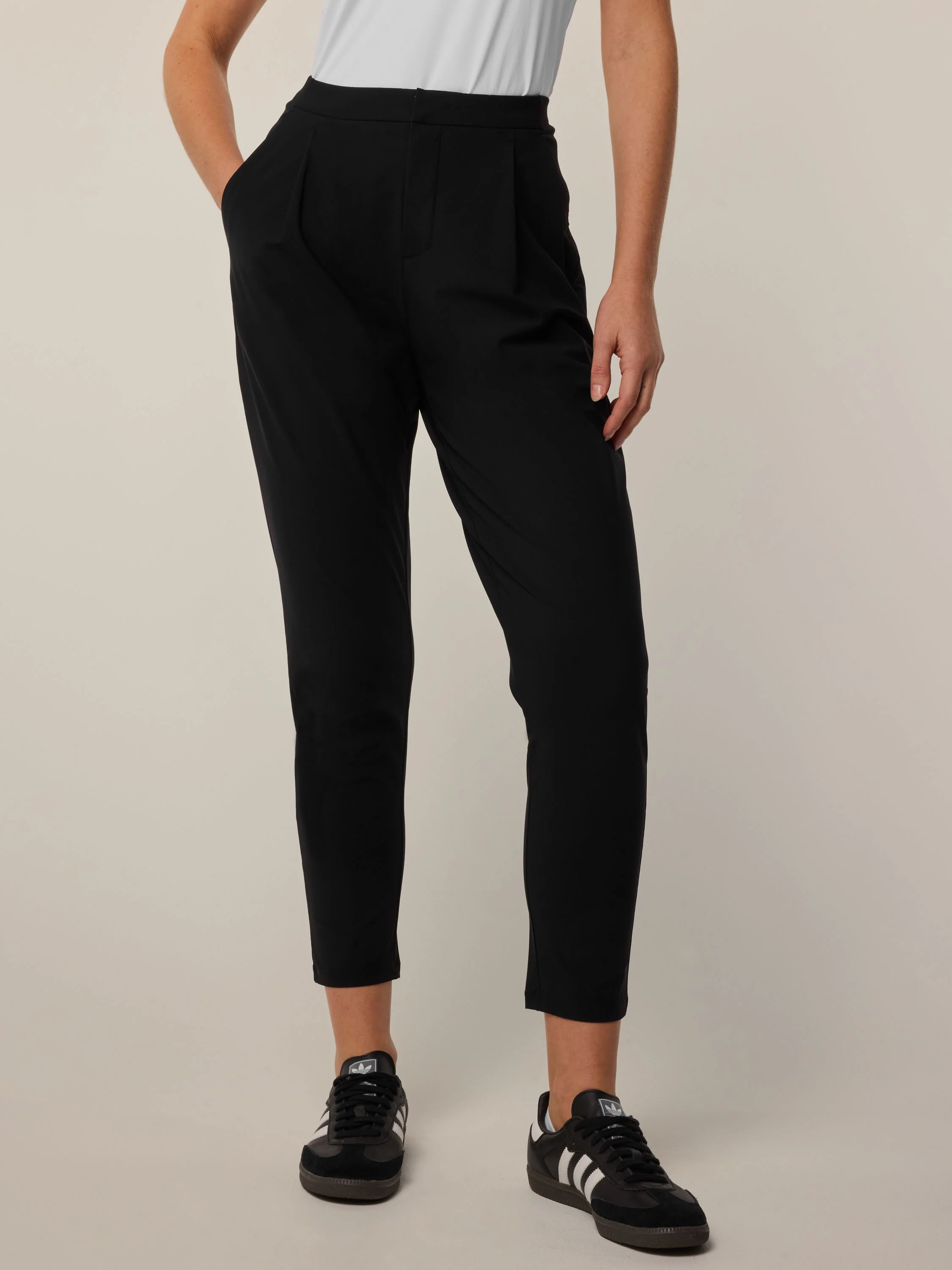 Phoenix Pleated Trouser - Image 7