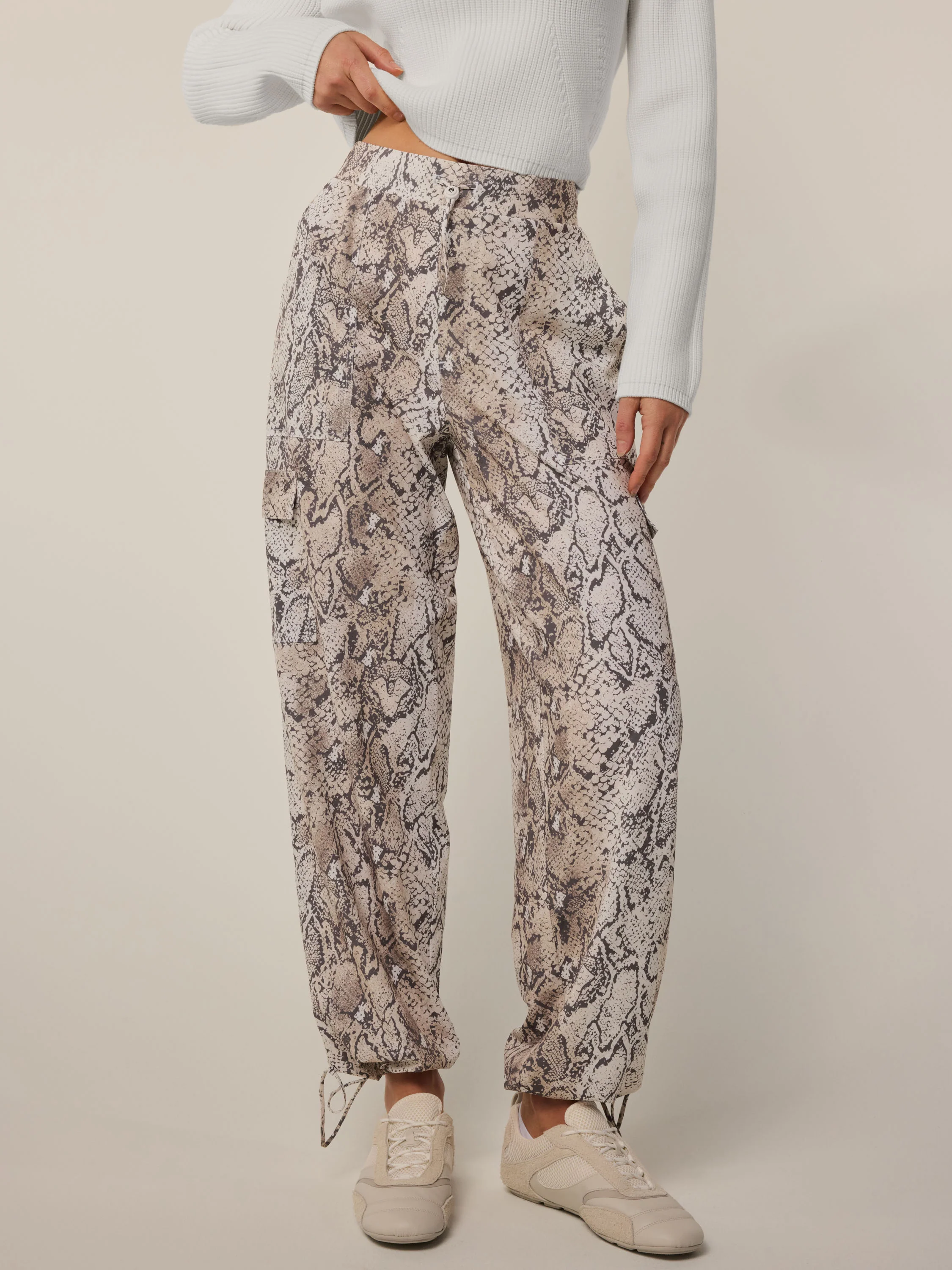 Ashe Wolf Scales Cargo Jogger